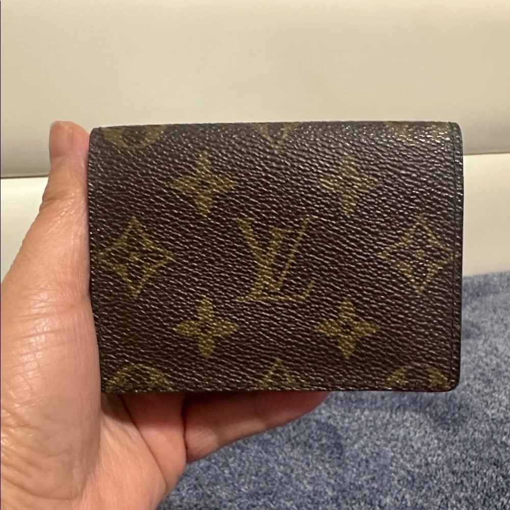 Louis Vuitton Monogram Card Holder